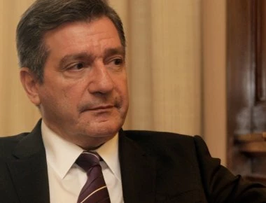 Δήμος Αθηναίων: Παρέχει δωρεάν μαθήματα ελληνικών σε μετανάστες και πρόσφυγες